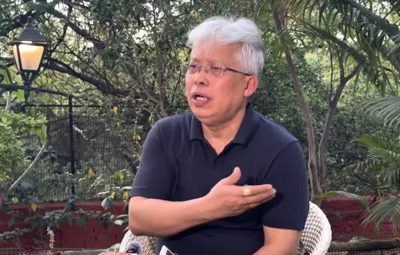 Dr Angomcha Bimol Akoijam 