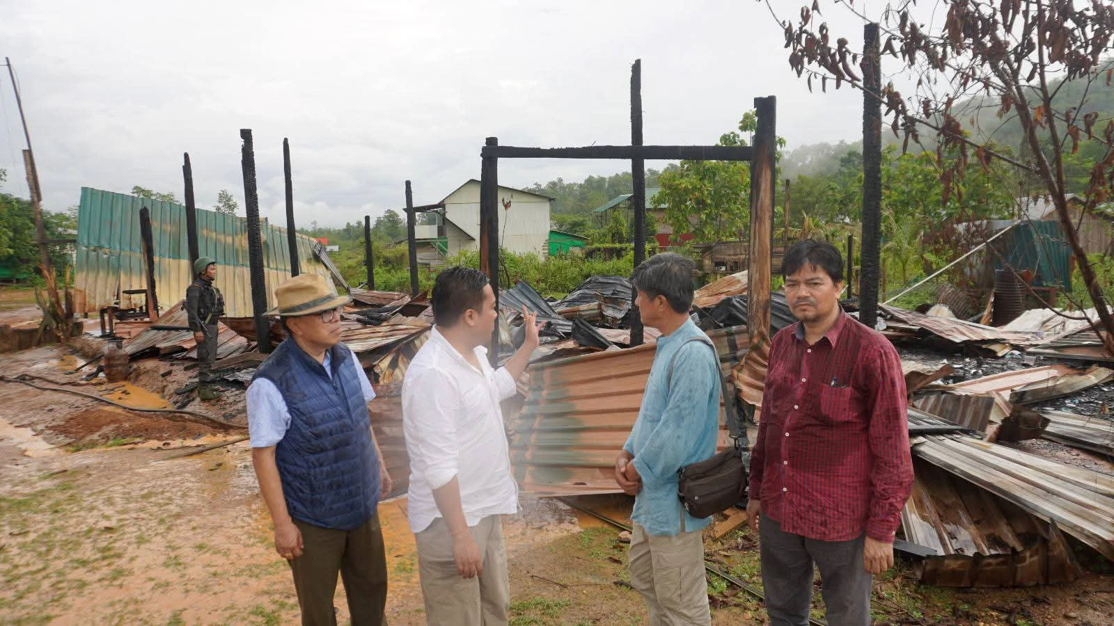 Manipur Congress delegation visits border villages