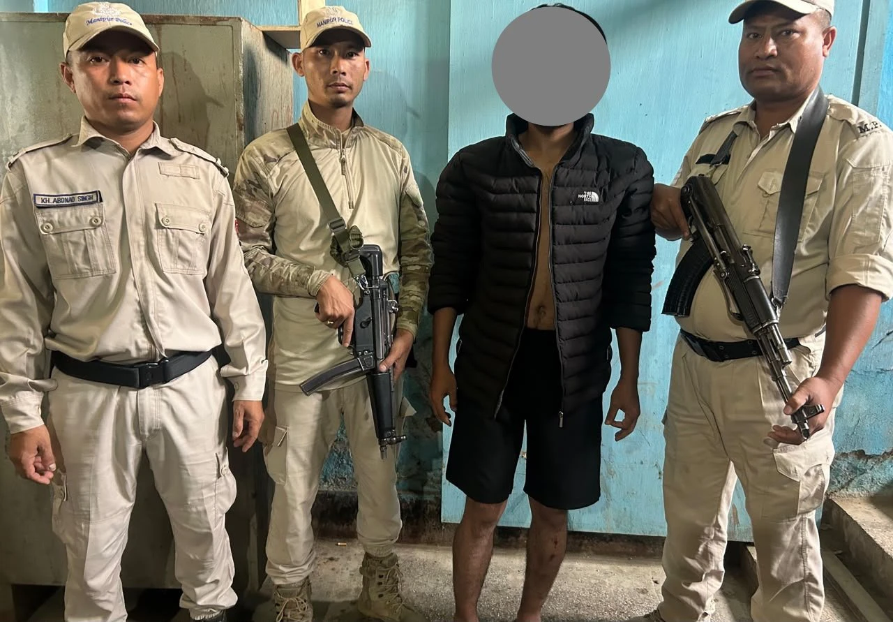 Man arrested for stabbing to death Cop
