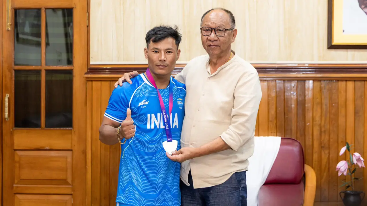 CM Khemchand Fetes CWG Silver Medallist Rishikanta